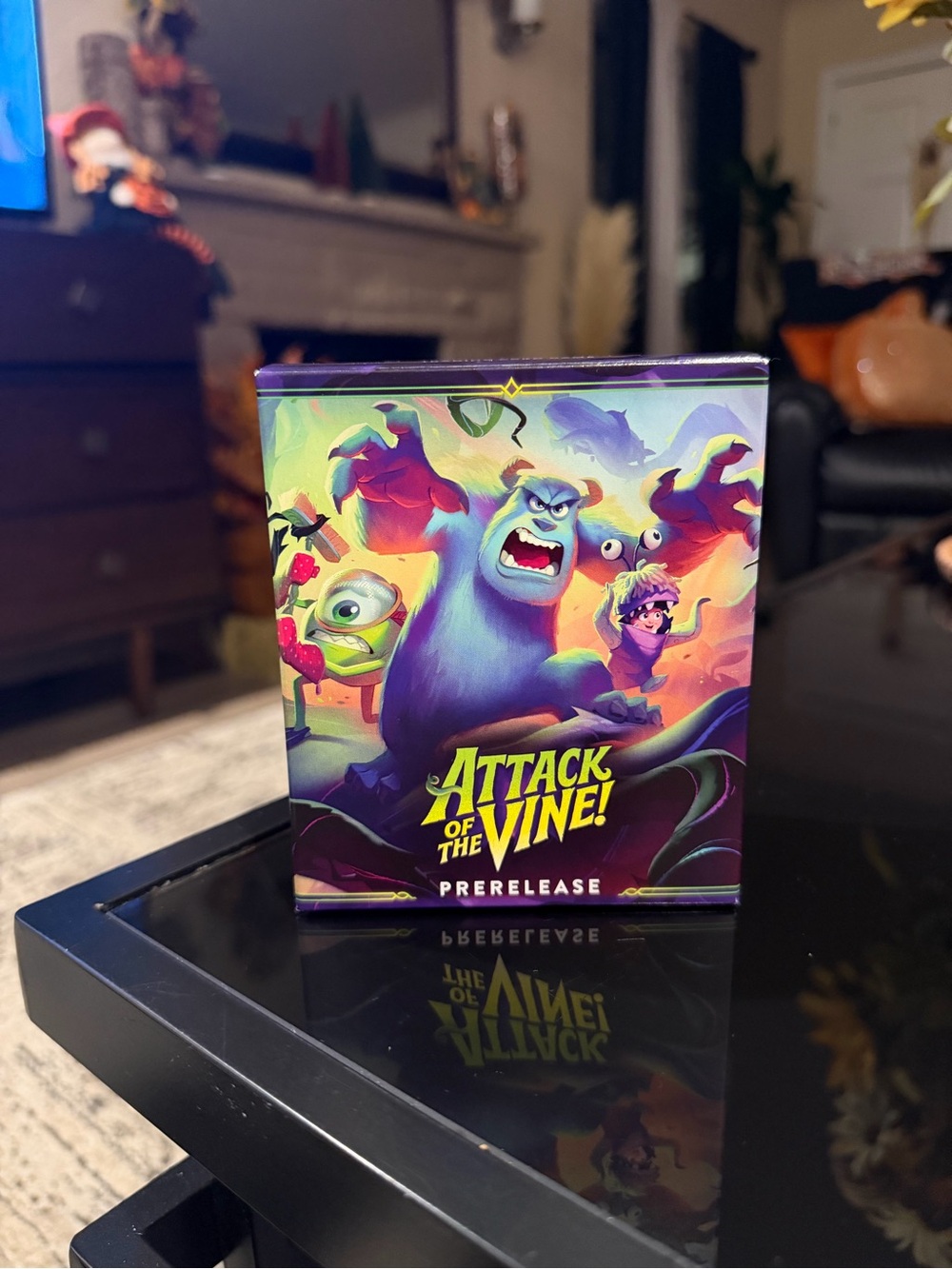 Disney Lorcana: Attack of the Vine! Prerelease Box